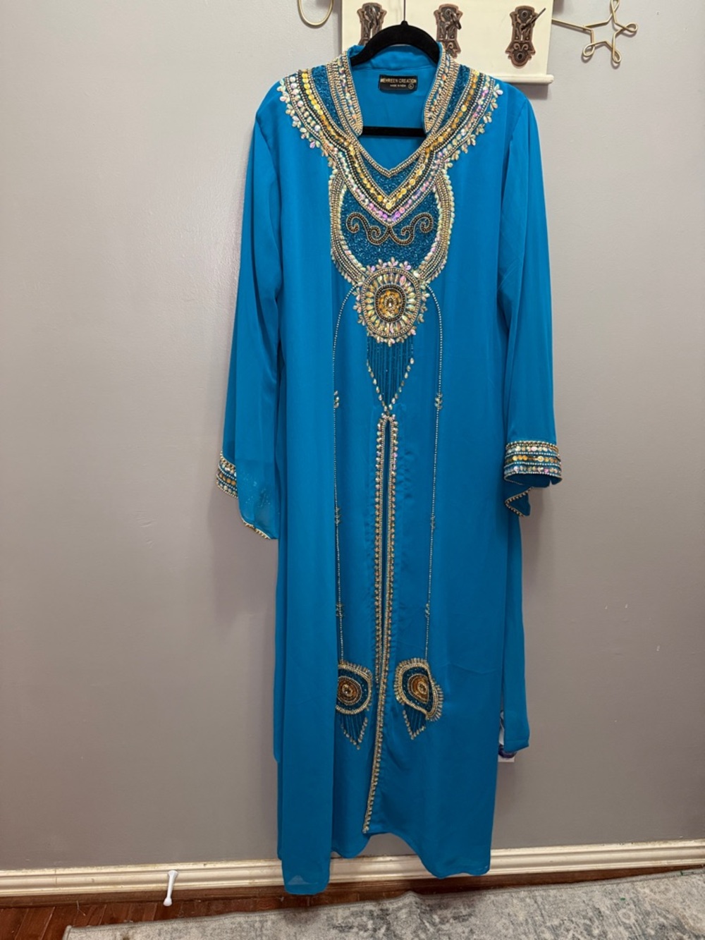 NWT Mehreen Creation Turquoise Beaded Kaftan Size Large